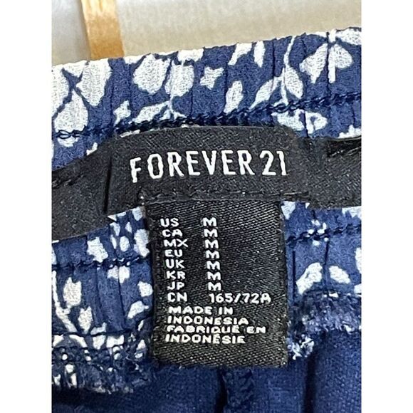 Forever 21 Med Floral Miniskirt - Picture 4 of 9